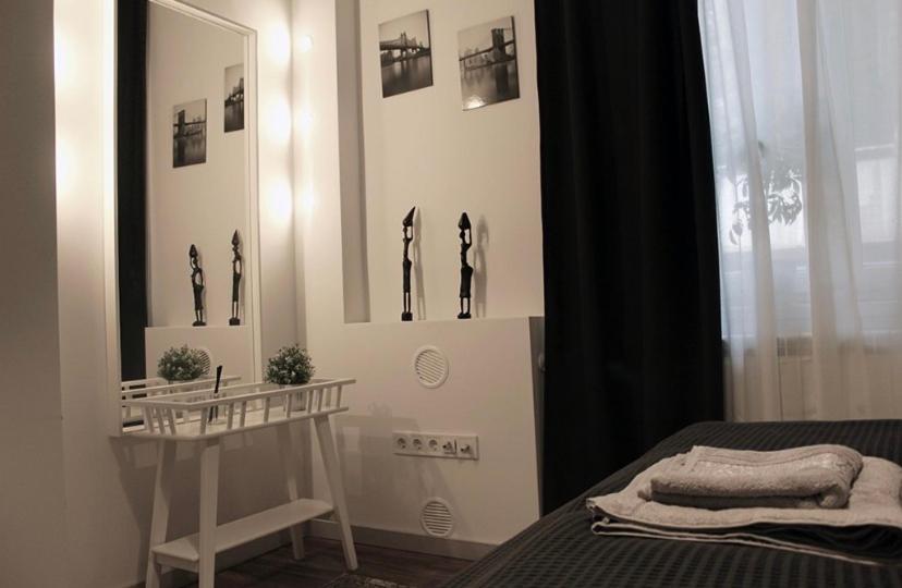 Elegant Apartment In The Center Of โซเฟีย ภายนอก รูปภาพ