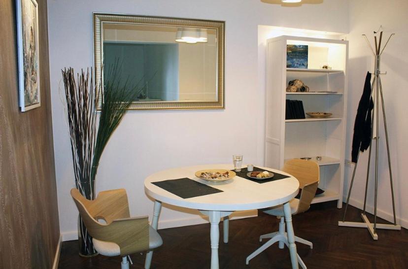 Elegant Apartment In The Center Of โซเฟีย ภายนอก รูปภาพ
